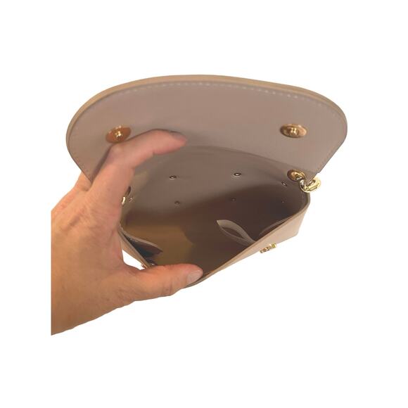 Small Aldo Pink Purse with Gold Butterflies - Picture 5 of 7